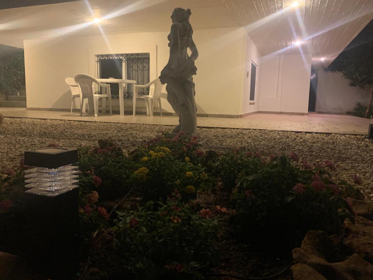 Best Location In Vrachati Ngoại thất bức ảnh