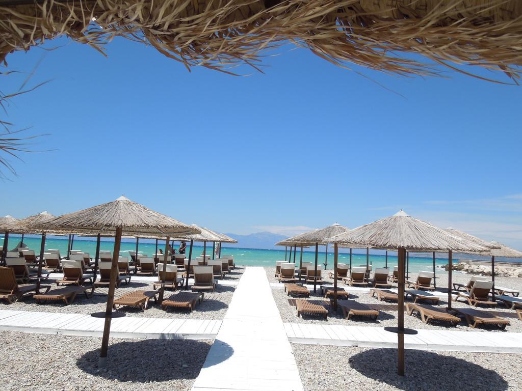 Best Location In Vrachati Ngoại thất bức ảnh